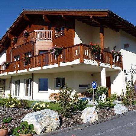 Chalet Des Alpes Bed & Breakfast Crans-Montana Dış mekan fotoğraf