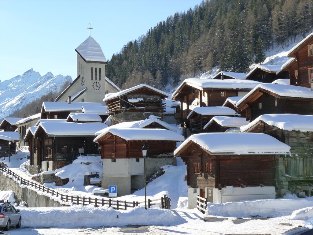 Chalet Des Alpes Bed & Breakfast Crans-Montana Dış mekan fotoğraf