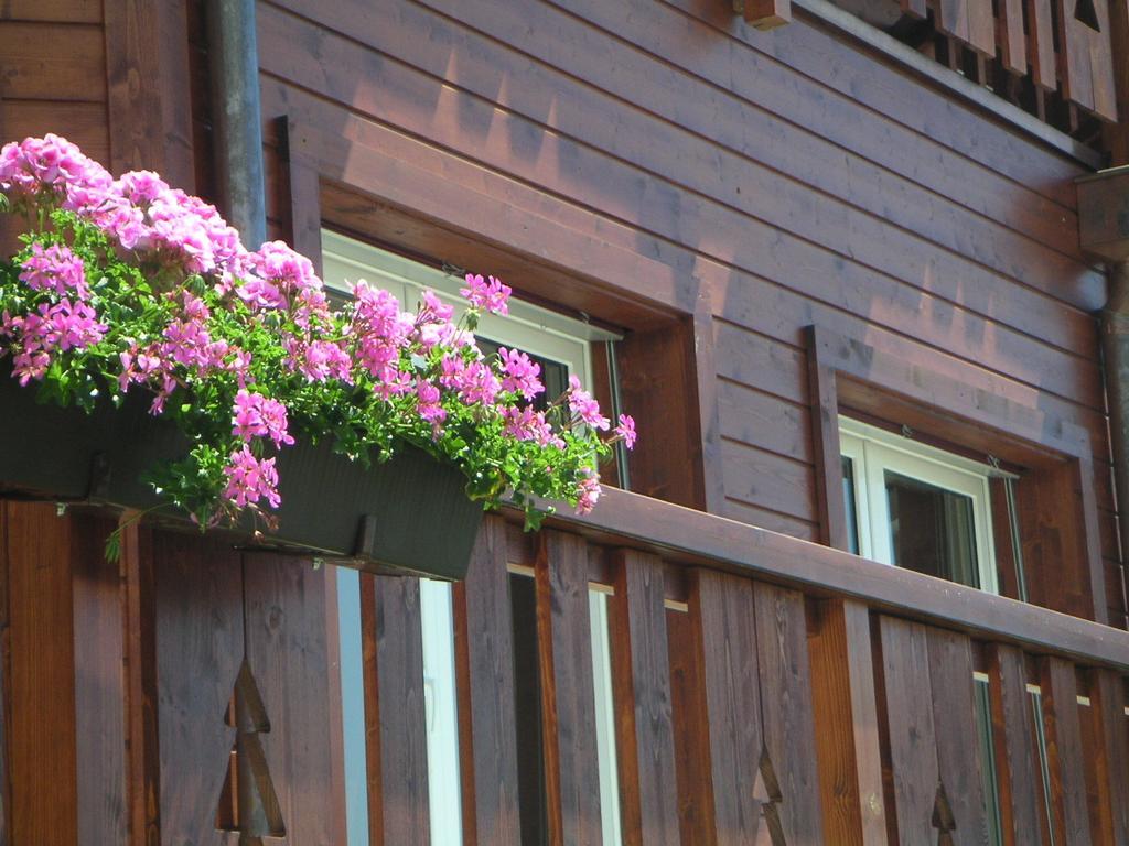 Chalet Des Alpes - Sunset View - Crans-Montana Dış mekan fotoğraf